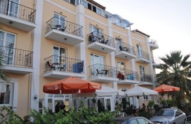 קארלובאסי Amanda Hotel מראה חיצוני תמונה