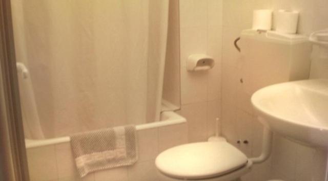 קארלובאסי Amanda Hotel חדר תמונה